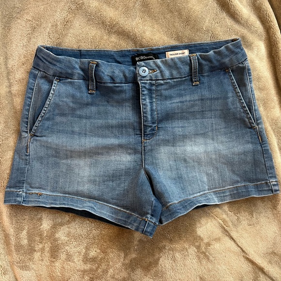 BCBGeneration Denim Trouser Shorts - Size 31 - Picture 1 of 4